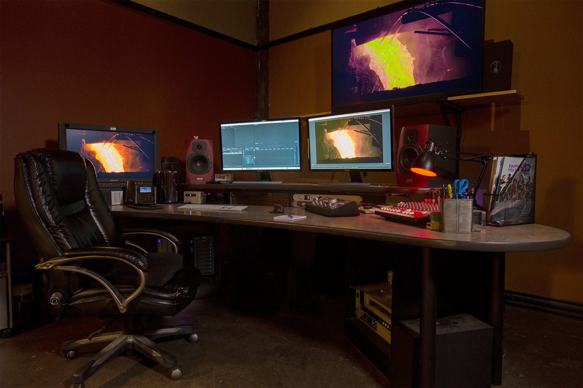POSTPRODUCTION AT DIGITAL FOUNDRY Camera Rentals, Projectors