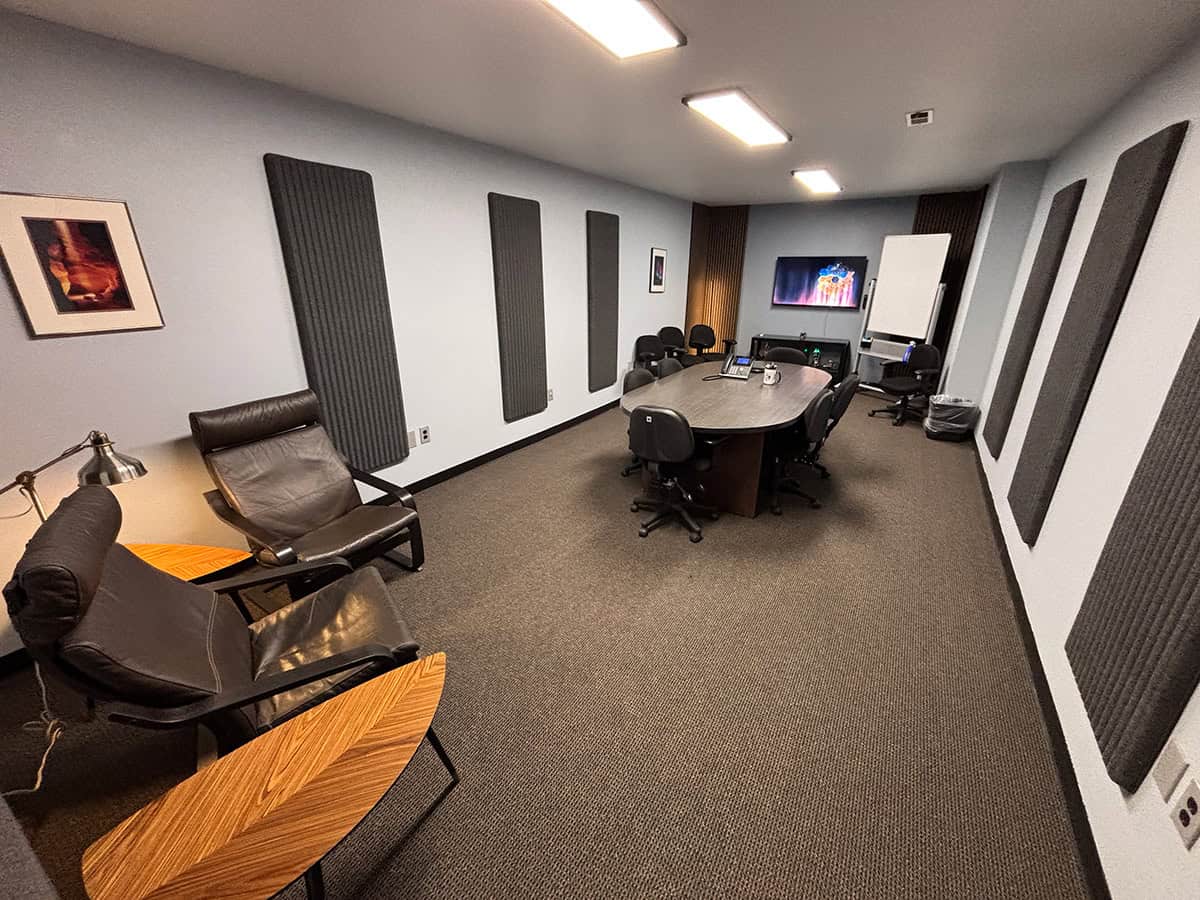 White Cyc Stage - Image 4